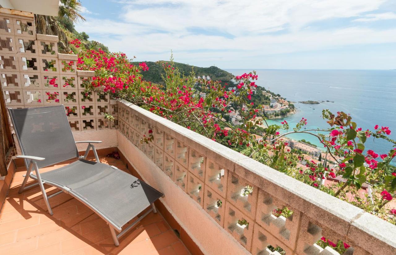 Villa Buraux III Roses Bagian luar foto